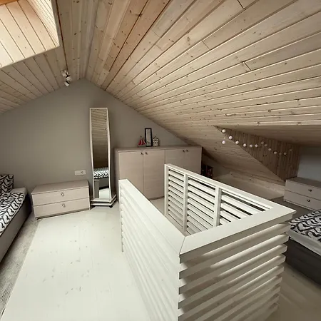 Апартаменти Gray House *